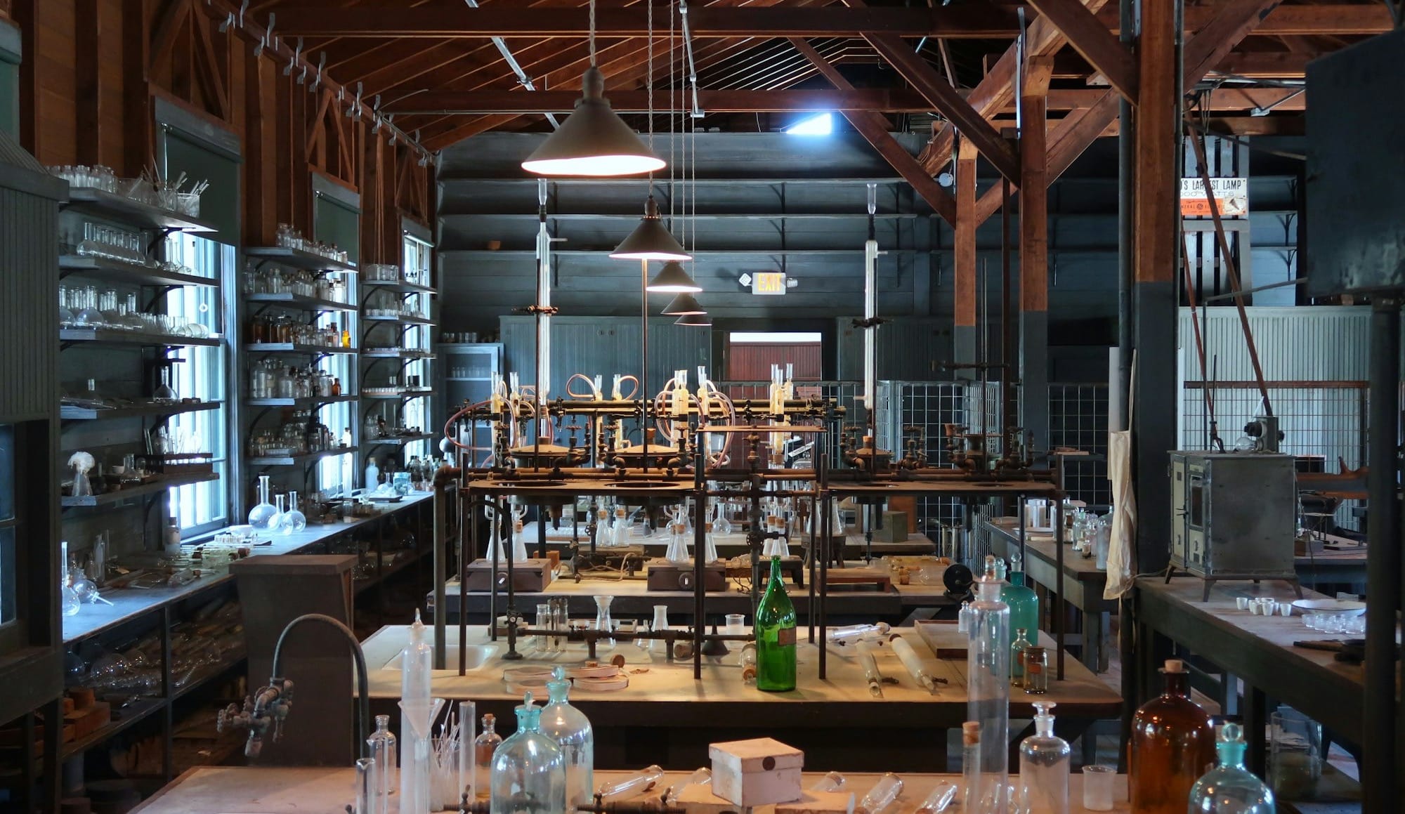 AI 시대의 윤리 실험실: 공동체, 정의, 신뢰의 재설계[HAIE 2025-42]